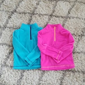 Set of two Fleece pullovers